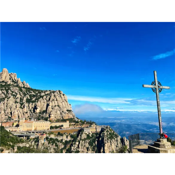 스페인/포르투갈 9일 ＜파라도르+5성1박/고속열차이동/아그바타워/플라멩코쇼/몬세랏케이블카(편도)＞